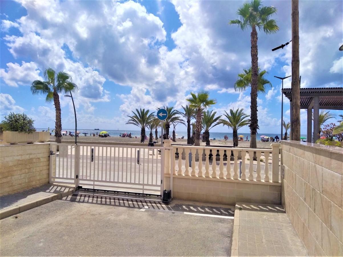 Beach Breeze Townhouse By The Beach Santa Pola Exterior photo